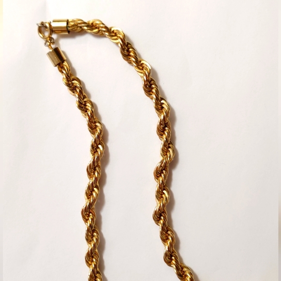 Twisted Rope Chain Necklace - Picture 2 of 4